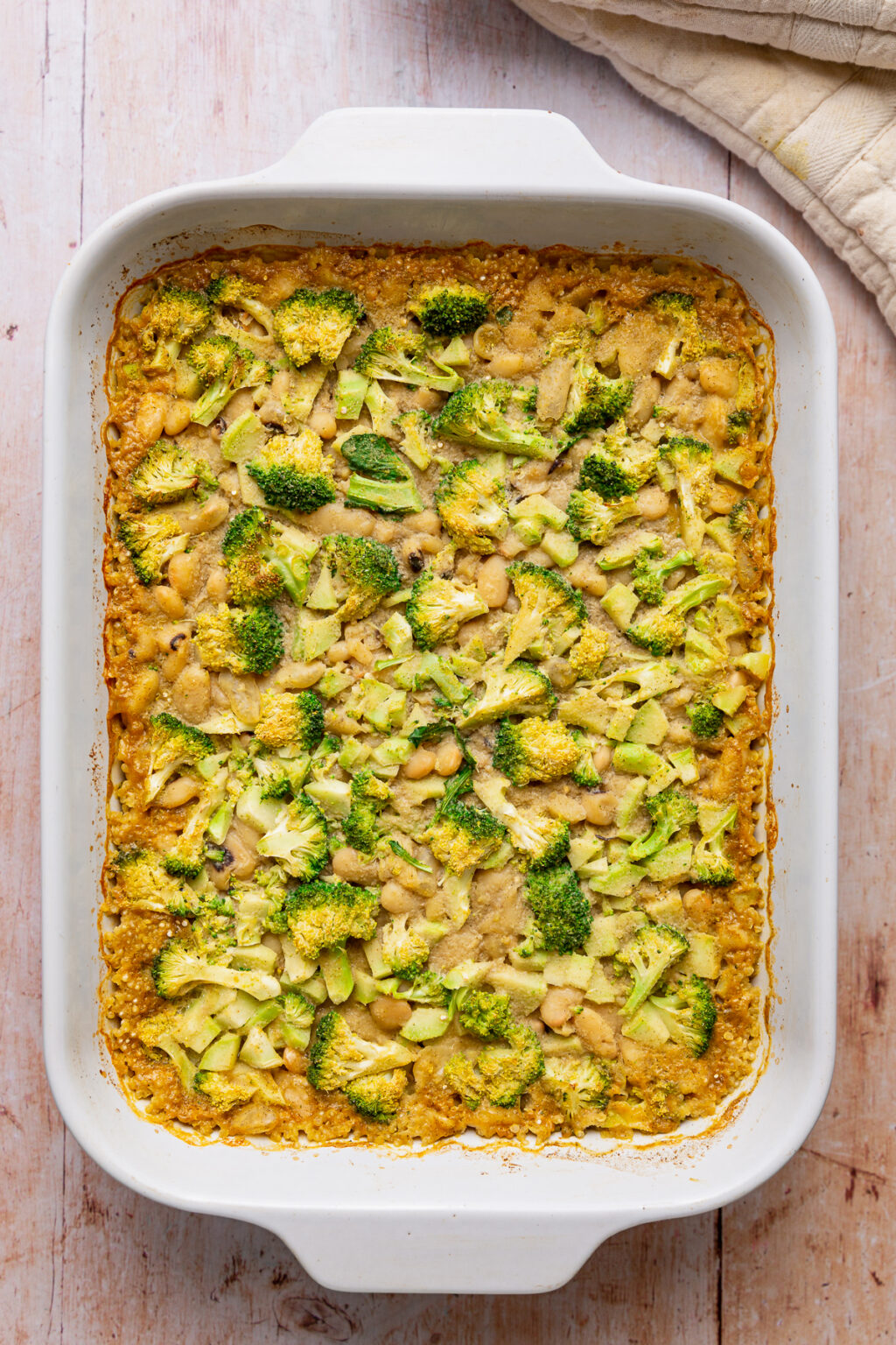 Easy Vegan Broccoli Quinoa Casserole - Beautiful Ingredient